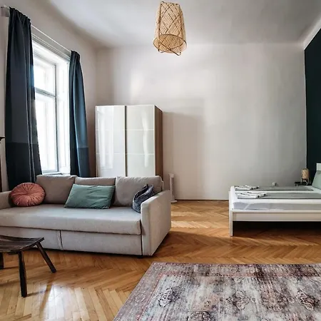 Bright Space Near Heroes' Square Budapest