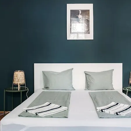 Bright Space Near Heroes' Square Apartamento Budapest